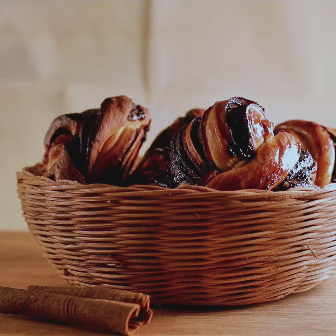 Vegan Chocolate Bun